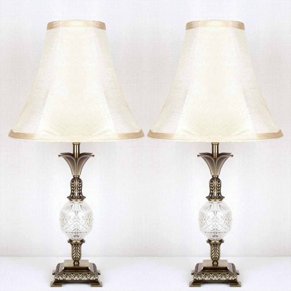 PAIR of Traditional Antique Style Table Bedside LAMPS