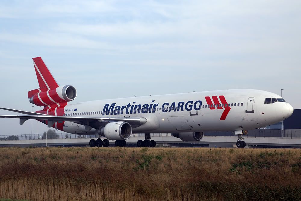 http://i828.photobucket.com/albums/zz210/SEC_photos/191MD11PH-MCTMartinair.jpg