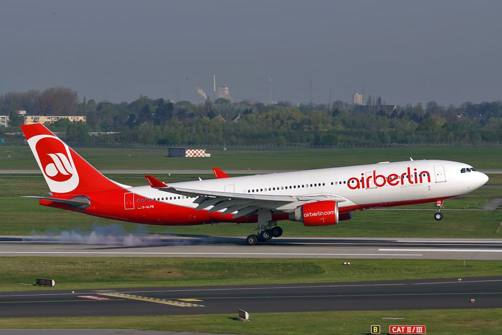 http://i828.photobucket.com/albums/zz210/SEC_photos/259A330D-ALPBAirBerlin.jpg