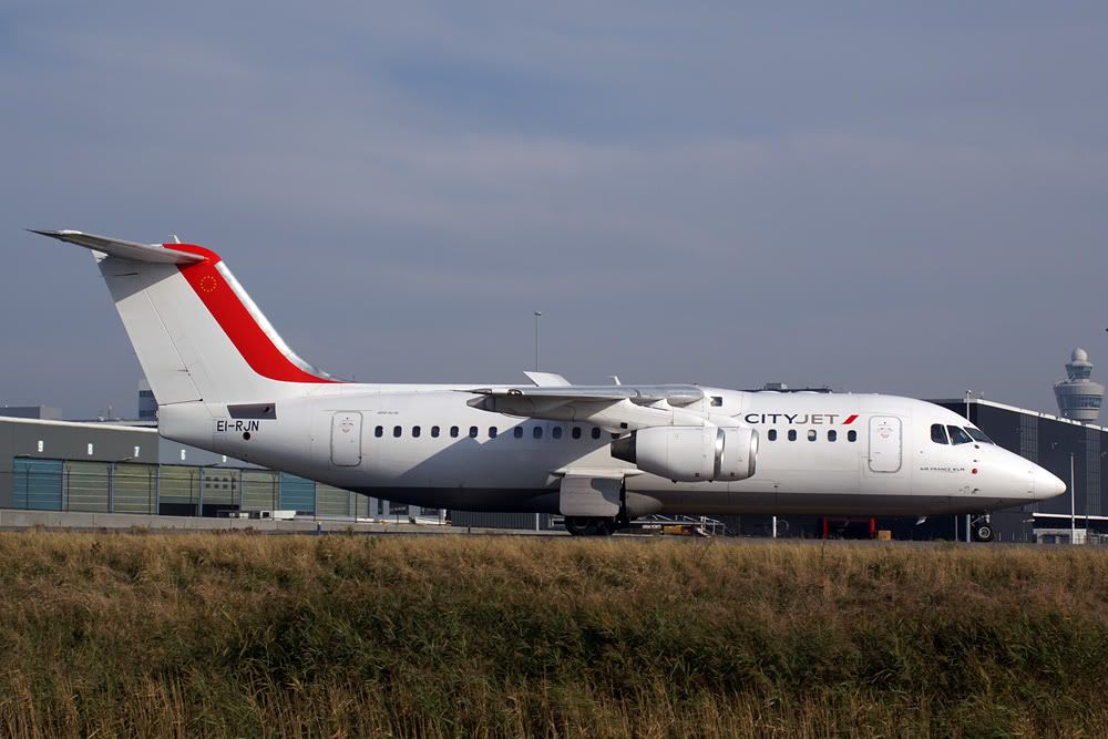 http://i828.photobucket.com/albums/zz210/SEC_photos/327Bae146EI-RJNCity.jpg