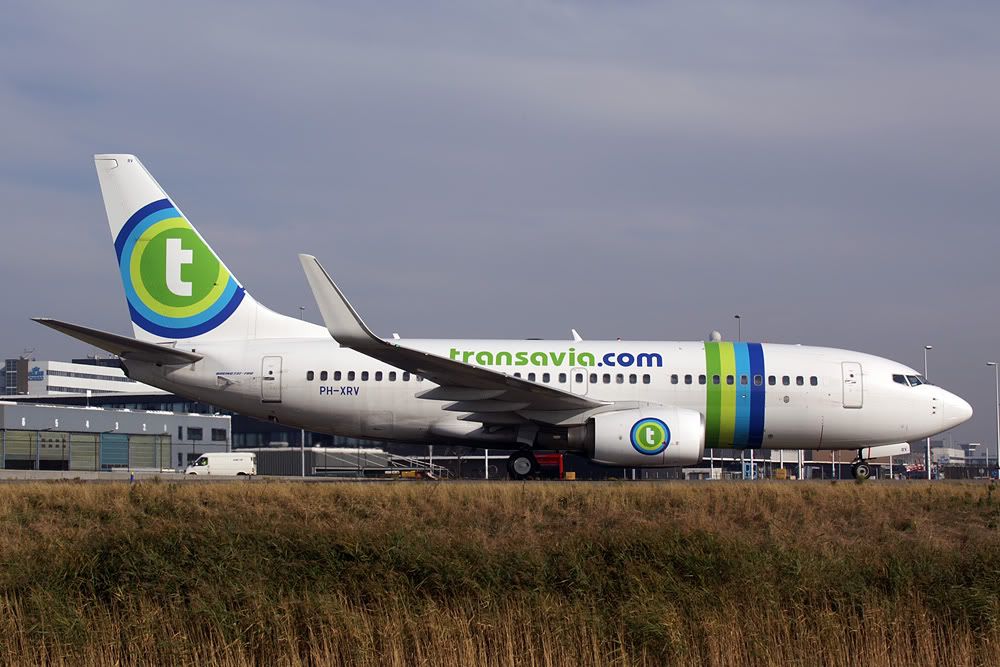 http://i828.photobucket.com/albums/zz210/SEC_photos/390B737PH-XRVTransavia.jpg