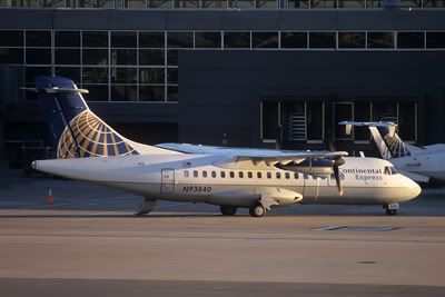 http://i828.photobucket.com/albums/zz210/SEC_photos/ATR42N93840Continental400.jpg