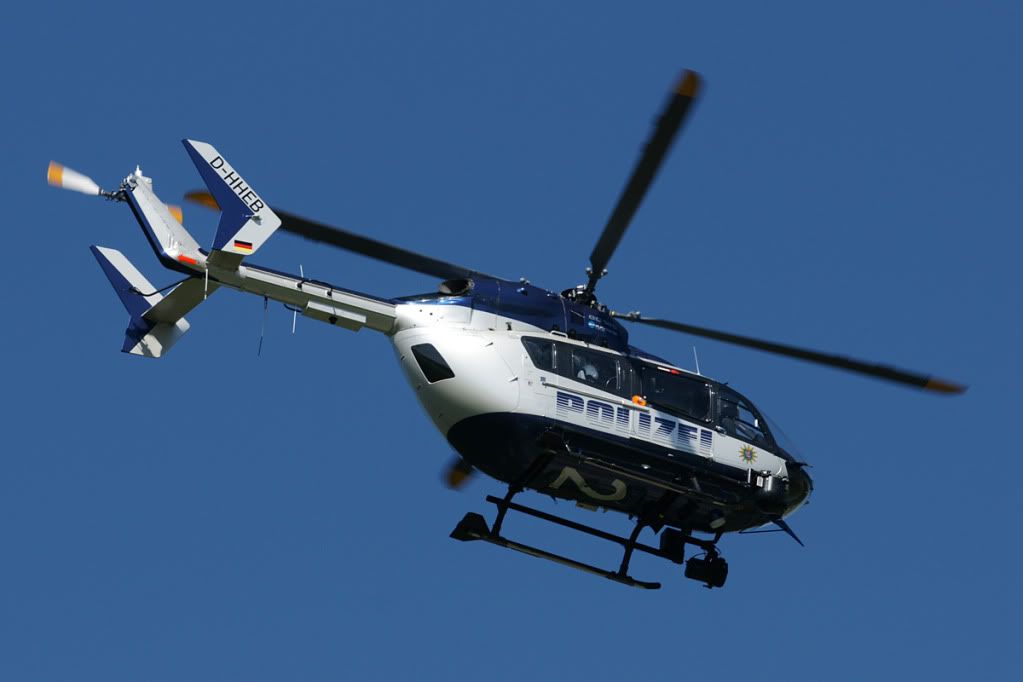 http://i828.photobucket.com/albums/zz210/SEC_photos/Frankfurt/5284EC145D-HHEBPolizei.jpg