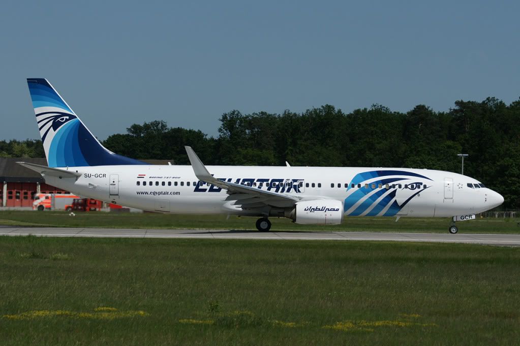http://i828.photobucket.com/albums/zz210/SEC_photos/Frankfurt/5550B738SU-GCREgyptair.jpg