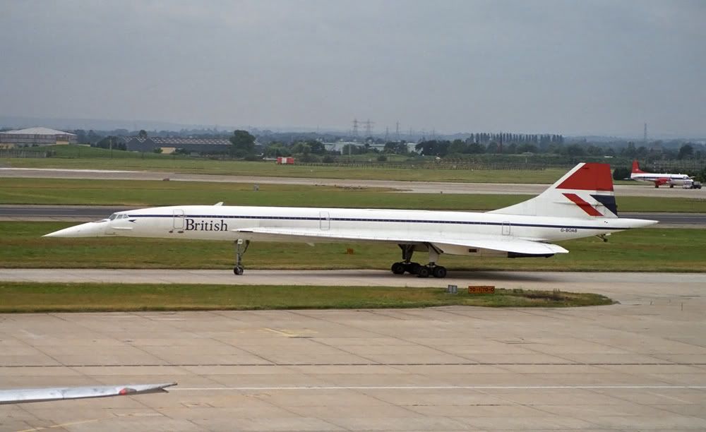 http://i828.photobucket.com/albums/zz210/SEC_photos/Heathrow%20eighties/ConcordeG-BOAB.jpg