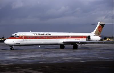 http://i828.photobucket.com/albums/zz210/SEC_photos/MD80N72821Continental400.jpg