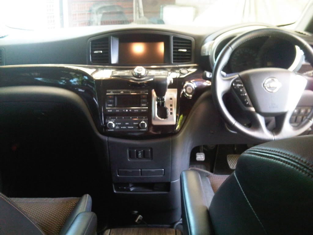 For Sale Nissan Elgrand 2010 2011 Black