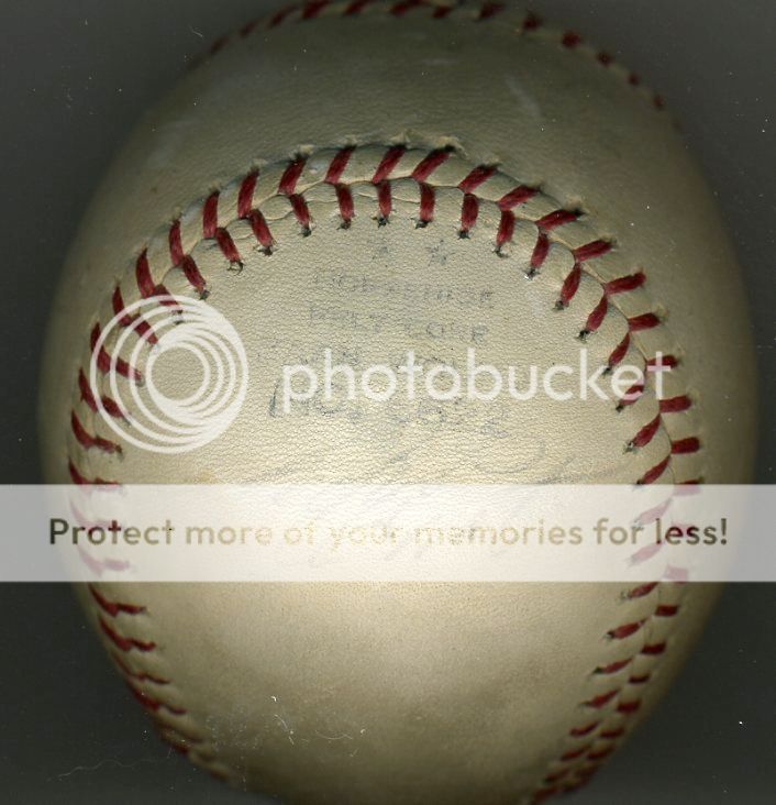 ROBERTO CLEMENTE SIGNED BASEBALL JSA AUTOGRAPH  